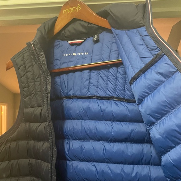 Tommy Hilfiger Navy Quilted Vest Mens (Large Tall) - Picture 2 of 4